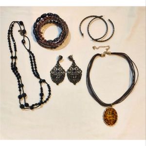 5/$15.  Mixed Jewelry Lot #12
